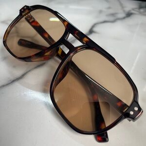 NWOT Original HOUSE OF HARLOW Double Bridge Aviator Sunglasses Tortoise Shell